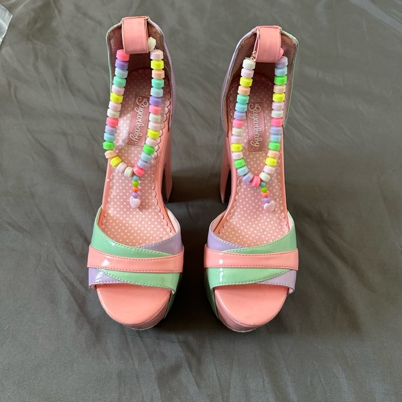 Rare Discontinued Dollskill Sugar Thrillz Vintage pink candy platforms - Picture 3 of 8